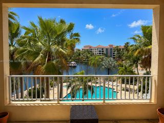 711 Crandon Blvd 402, Key Biscayne, FL 33149