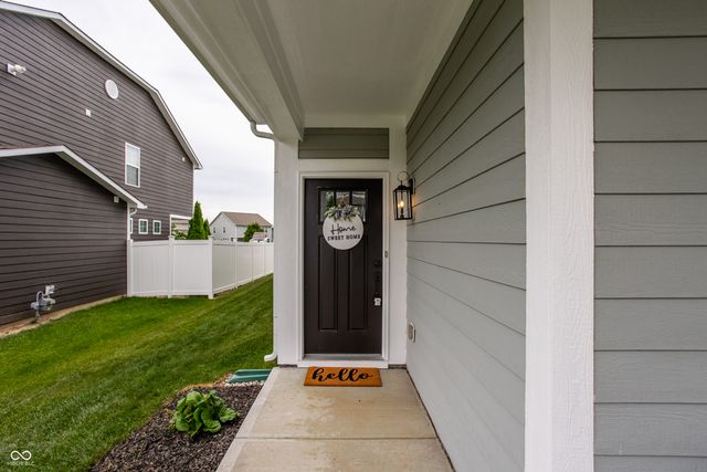 18647 Goldwater Road, Westfield, IN 46062