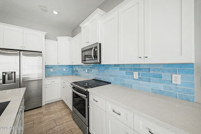 291 E MARKWOOD Drive, Chandler, AZ 85286