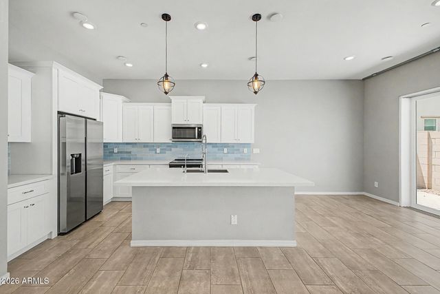 291 E MARKWOOD Drive, Chandler, AZ 85286