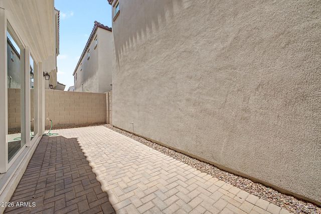 291 E MARKWOOD Drive, Chandler, AZ 85286