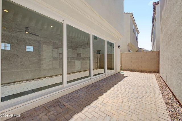 291 E MARKWOOD Drive, Chandler, AZ 85286