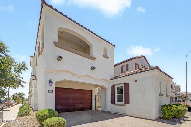 291 E MARKWOOD Drive, Chandler, AZ 85286