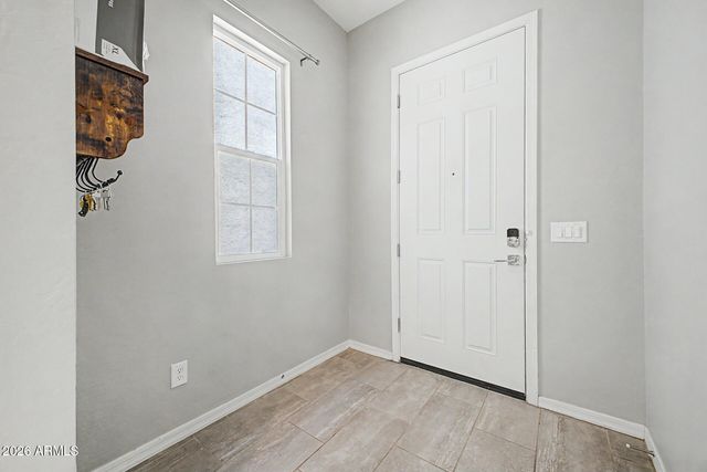 291 E MARKWOOD Drive, Chandler, AZ 85286