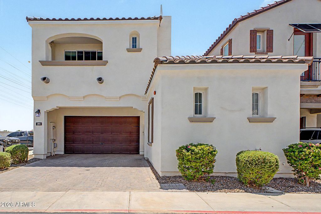 291 E MARKWOOD Drive, Chandler, AZ 85286 — photo 2