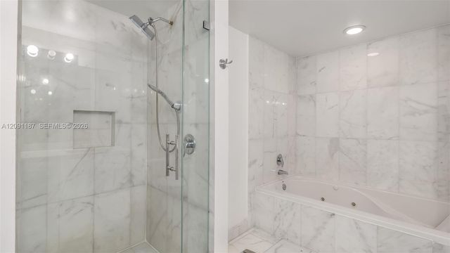 17375 Collins Avenue 1404, Sunny Isles Beach, FL 33160