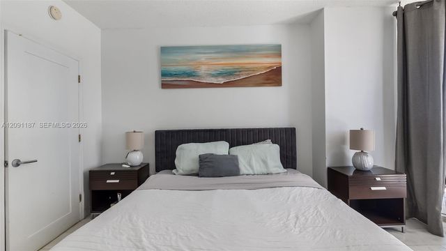 17375 Collins Avenue 1404, Sunny Isles Beach, FL 33160