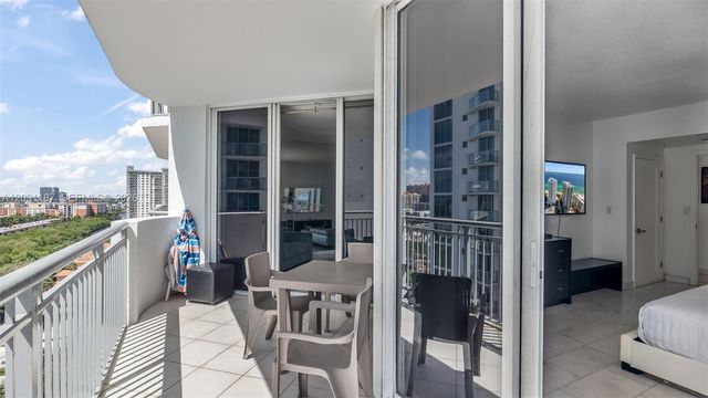 17375 Collins Avenue 1404, Sunny Isles Beach, FL 33160