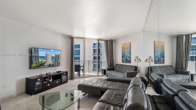 17375 Collins Avenue 1404, Sunny Isles Beach, FL 33160
