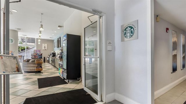 17375 Collins Avenue 1404, Sunny Isles Beach, FL 33160