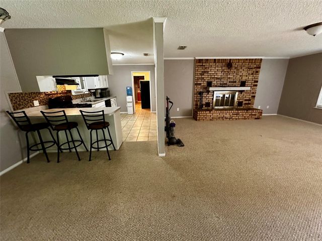 1209 Park Street N, Seymour, TX 76380