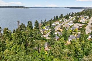 26516 8th Avenue S, Des Moines, WA 98198