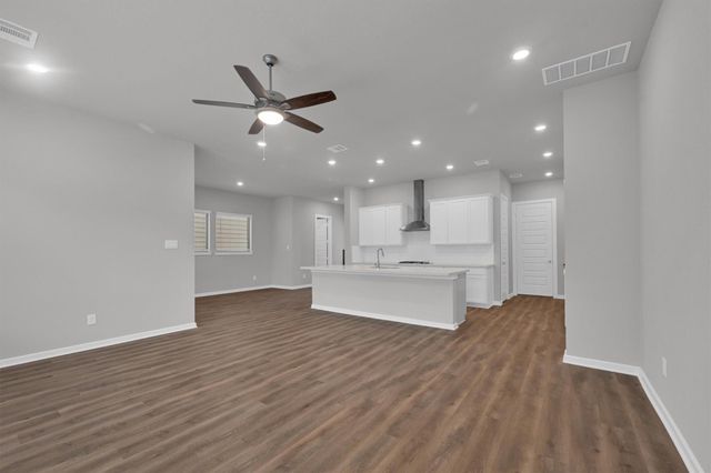 348 Summer Place Drive, Montgomery, TX 77356