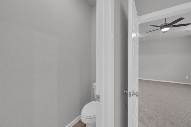 348 Summer Place Drive, Montgomery, TX 77356