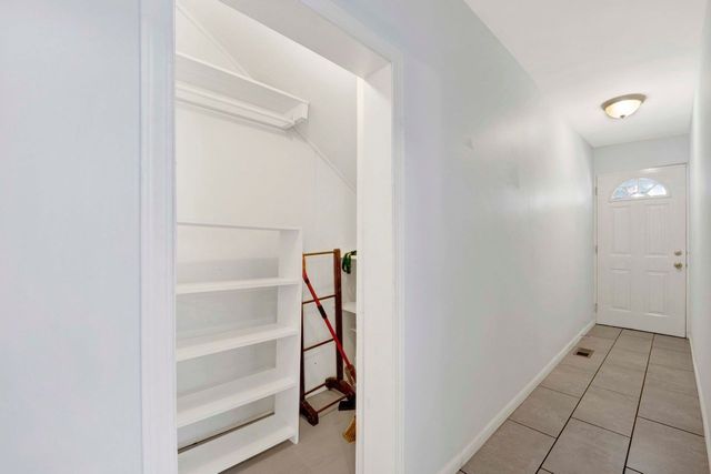 465 W 27th Street 1F, Chicago, IL 60616