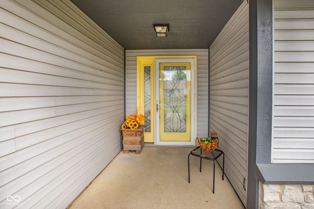 5473 Kelly Anne Way, Noblesville, IN 46062