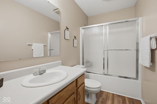 5473 Kelly Anne Way, Noblesville, IN 46062