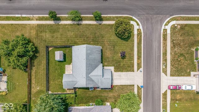 5473 Kelly Anne Way, Noblesville, IN 46062