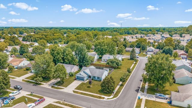 5473 Kelly Anne Way, Noblesville, IN 46062
