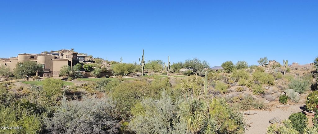 Image 10 of property listing at 29360 N 108TH Place, Scottsdale, AZ 85262