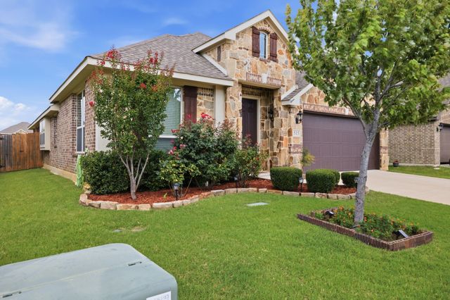 515 Lakeview Drive, Alvarado, TX 76009