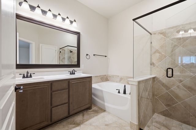 515 Lakeview Drive, Alvarado, TX 76009
