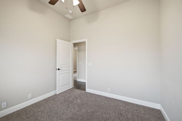 515 Lakeview Drive, Alvarado, TX 76009