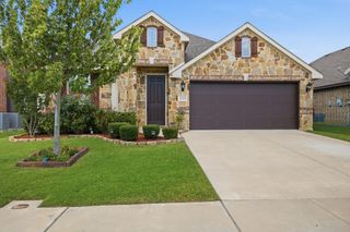 515 Lakeview Drive, Alvarado, TX 76009