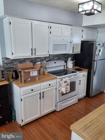 19206 ESMOND TER, Germantown, MD 20874