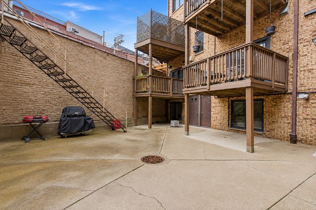 319 W WEBSTER Avenue 1, Chicago, IL 60614