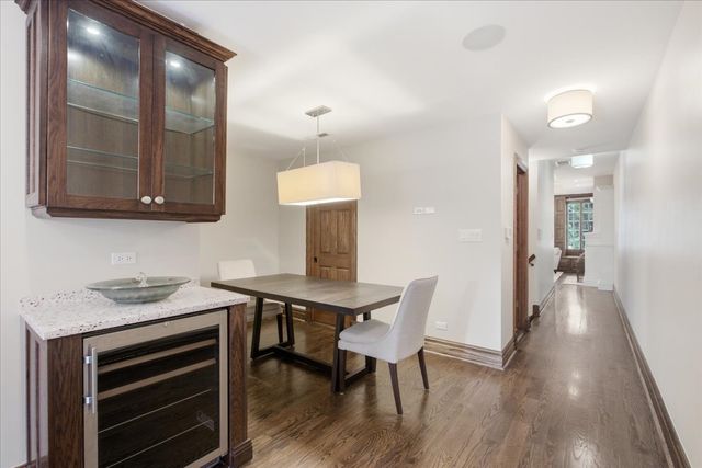 319 W WEBSTER Avenue 1, Chicago, IL 60614