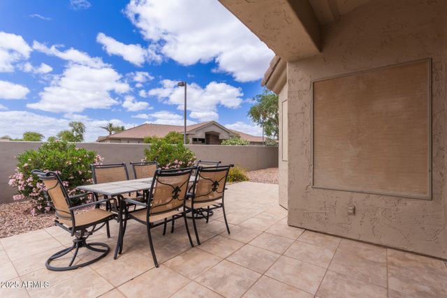 1439 N DESERT WILLOW Street, Casa Grande, AZ 85122