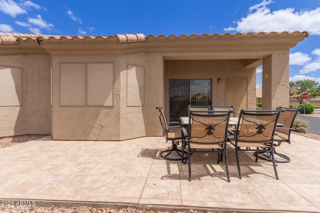 1439 N DESERT WILLOW Street, Casa Grande, AZ 85122