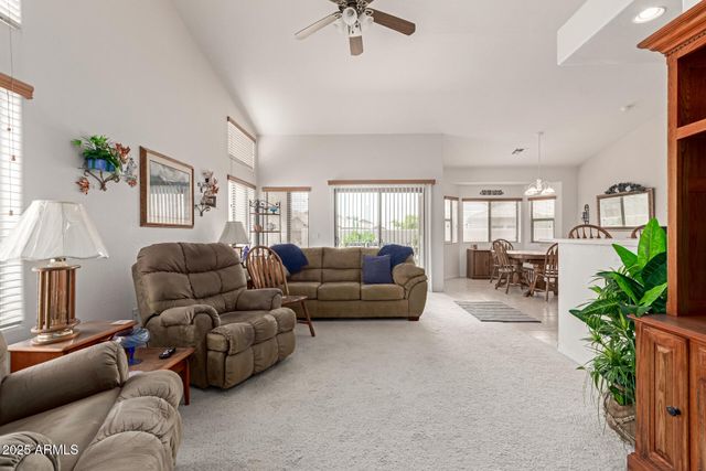 1439 N DESERT WILLOW Street, Casa Grande, AZ 85122