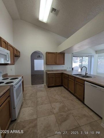 1207 E San Remo Avenue, Gilbert, AZ 85234