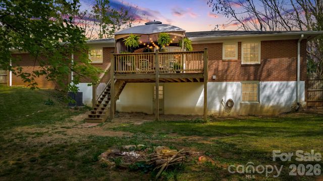 37 Duck Drive, Mars Hill, NC 28754