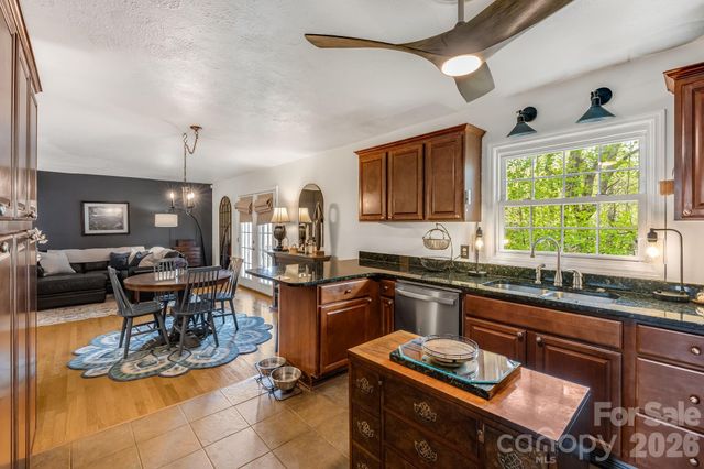 37 Duck Drive, Mars Hill, NC 28754