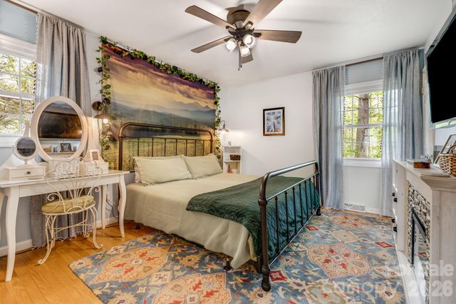 37 Duck Drive, Mars Hill, NC 28754