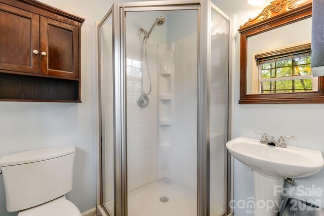 37 Duck Drive, Mars Hill, NC 28754