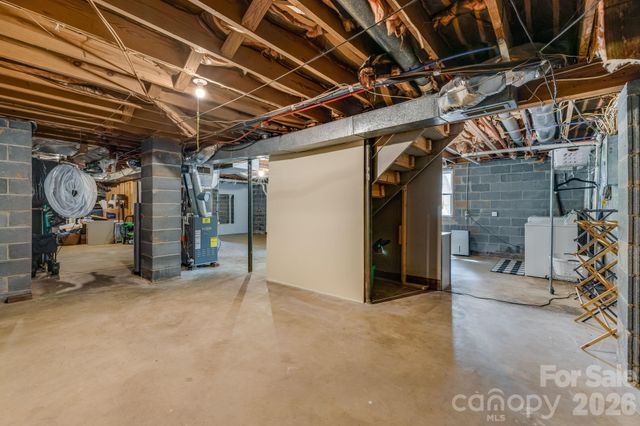 37 Duck Drive, Mars Hill, NC 28754