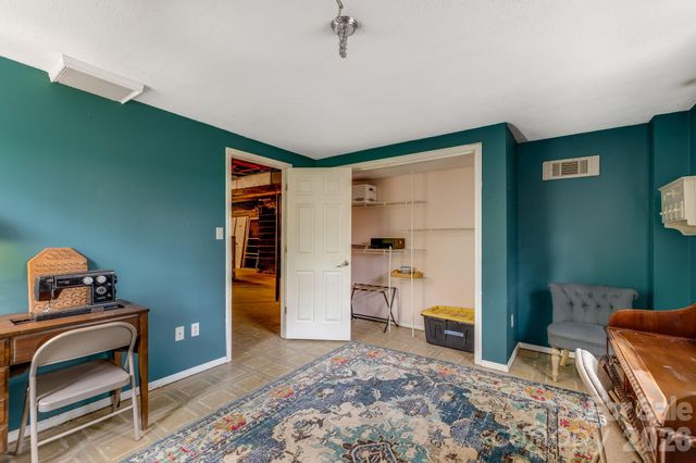 37 Duck Drive, Mars Hill, NC 28754