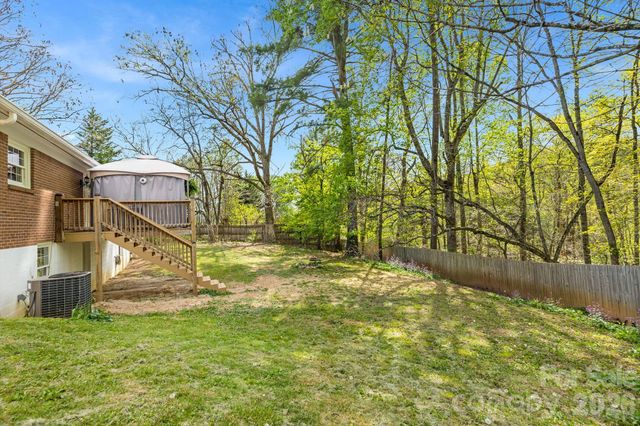 37 Duck Drive, Mars Hill, NC 28754
