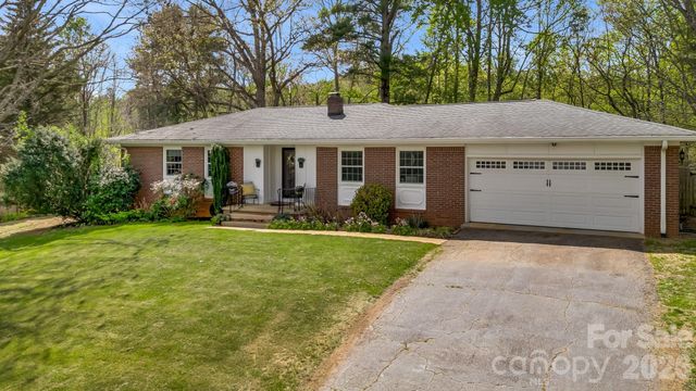 37 Duck Drive, Mars Hill, NC 28754