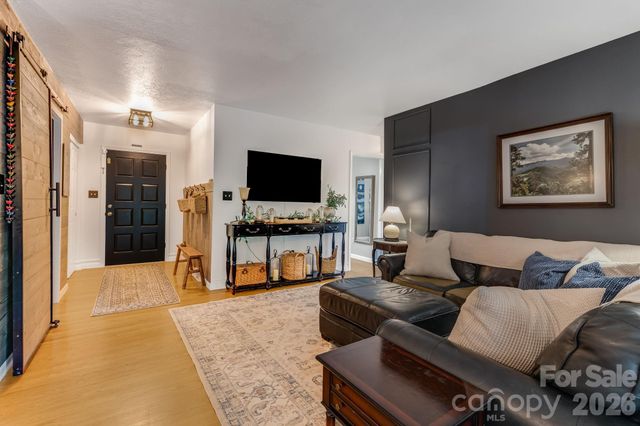 37 Duck Drive, Mars Hill, NC 28754