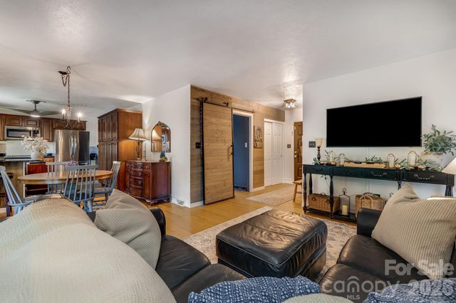 37 Duck Drive, Mars Hill, NC 28754