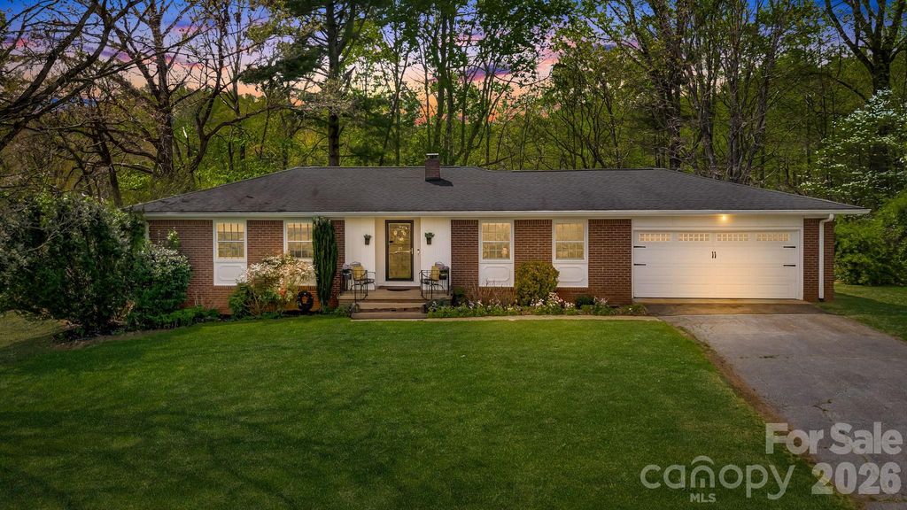 37 Duck Drive, Mars Hill, NC 28754