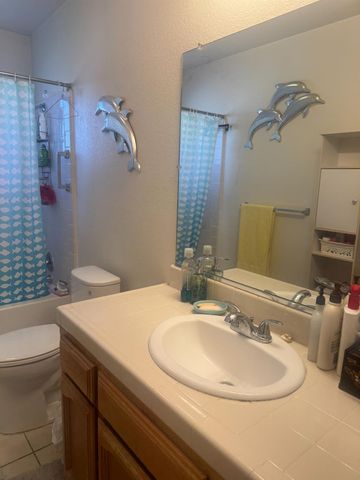 16861 Karen Road, Madera, CA 93636