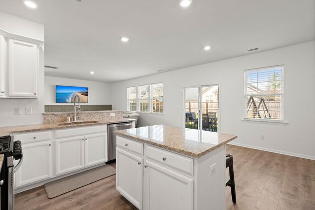 142 Hyrne Drive, Goose Creek, SC 29445