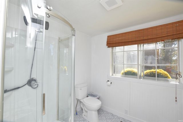 11921 W Breezy Point Drive, Monticello, IN 47960