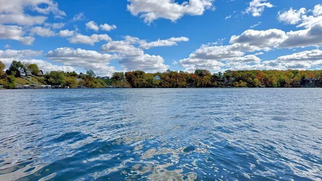 11921 W Breezy Point Drive, Monticello, IN 47960